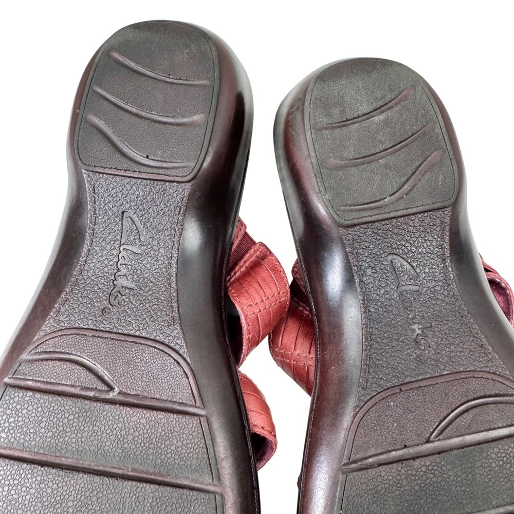 Clarks Slide Sandals Womens 8.5M Burgundy Leather Woven Bendables Comfort Casual - Picture 9 of 15